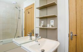 Woodside Coastal Retreat