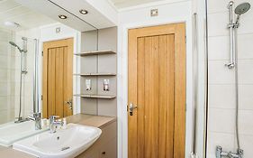 Woodside Coastal Retreat